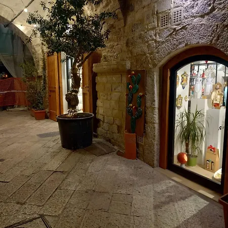 Sun & Moon Guest house 3*